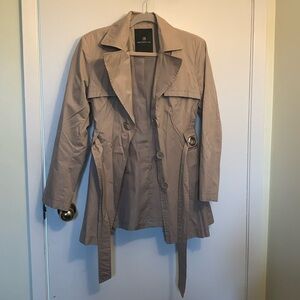 Laura Petites Trench Coat 🧥